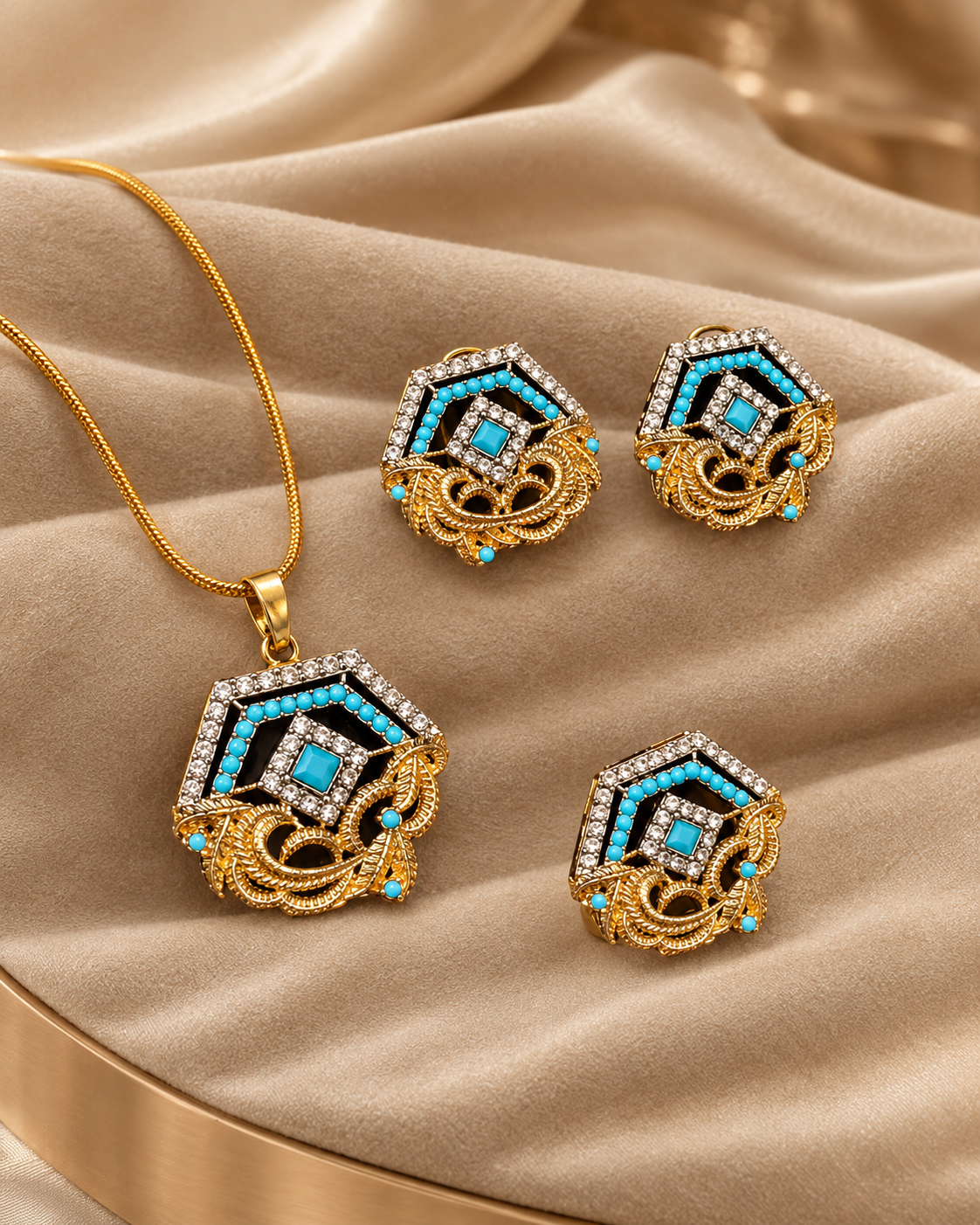 Signature Elegance Jewellery Set